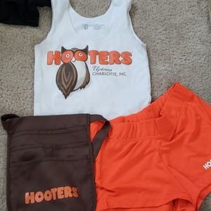 Hooters Uniform